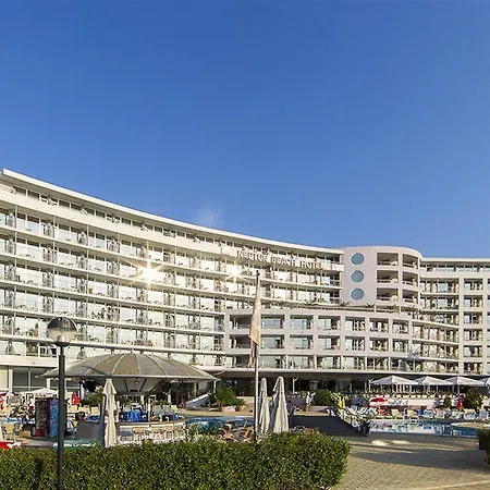Neptun منتجع 4*