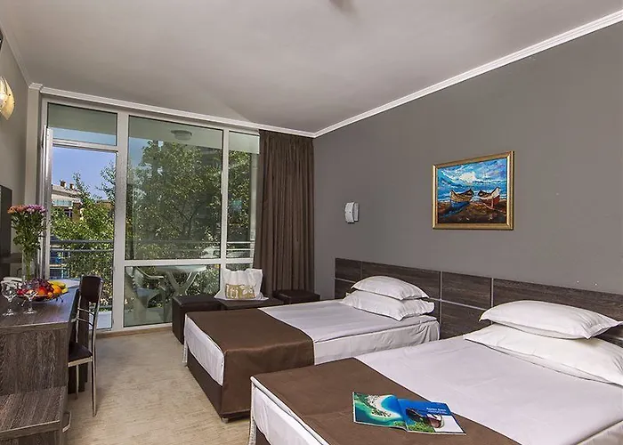 度假村 乐朋海滩酒店