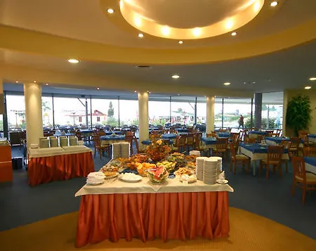 Ośrodek wypoczynkowy Neptun 4*