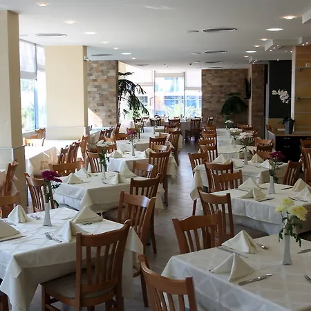 Neptun 4* Słoneczny Brzeg