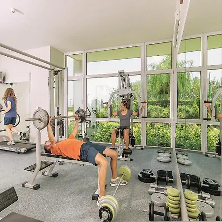 Neptun Ośrodek wypoczynkowy 4*