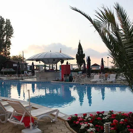 Ośrodek wypoczynkowy Neptun 4*