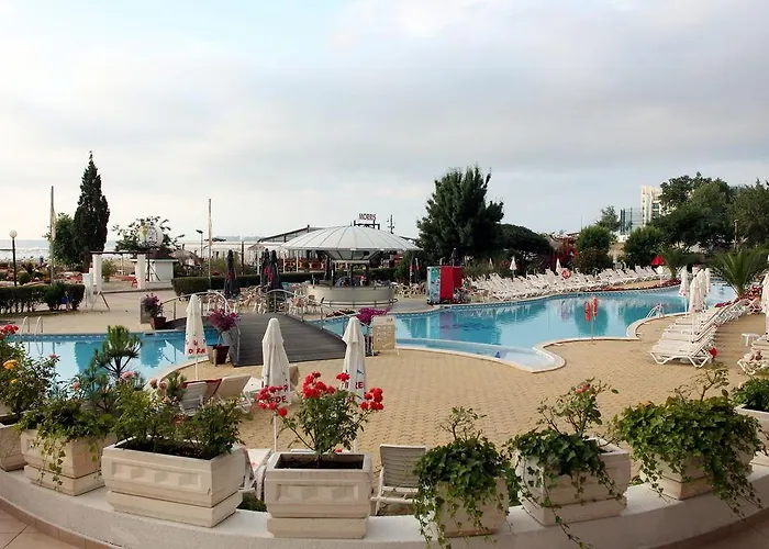 Complex Neptun 4*
